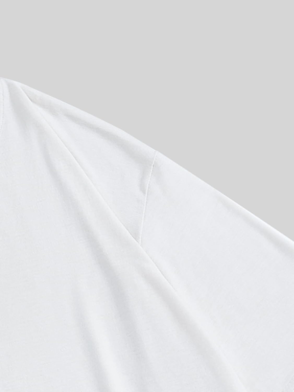 GORGLITTER Men's Japanese Letter Graphic Tee Top Oversized Short Sleeve Casual Aesthetic Print T-Shirt - Image 4