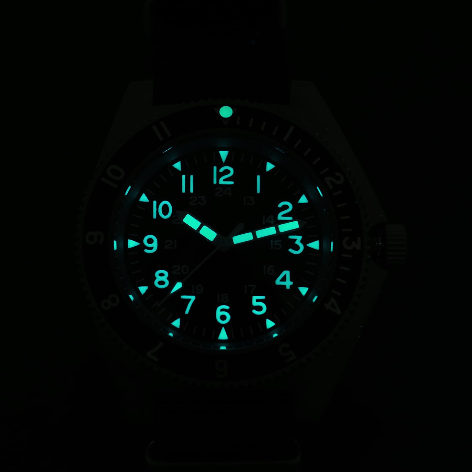 watchdives Militär Quarzuhren WD1972, Herrenuhr 40.9 mm Saphirglas Luxus Armbanduhr 20 Bar Taucheruhren für Männer