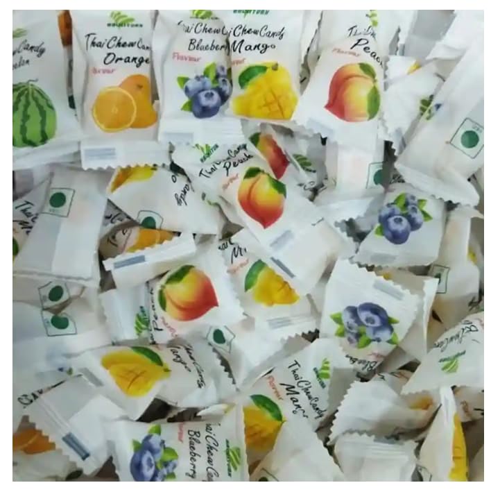 Image of Rovan Holiwon Thai Chew Candy Mix Fruit Flavor Mixed Candy 300gm (Thailand)
