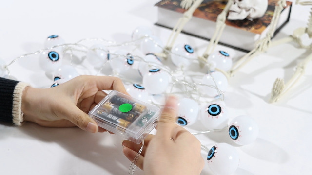 専用＊Halloween＊キラキラクリーミー　大きなフェイクリース Amazon.com: CCINEE Halloween Eyeball String Lights, 20 LED Lights