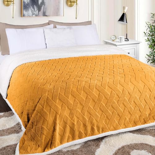 Superior Fleece Reversible Lattice Blanket, Decorative Blankets for Bedroom, Sofa, Fuzzy, Plush, Fluffy, Soft, Cute Room Decor, Beautiful Cover, Comfort Essentials, Nuuk Collection, King, Gold