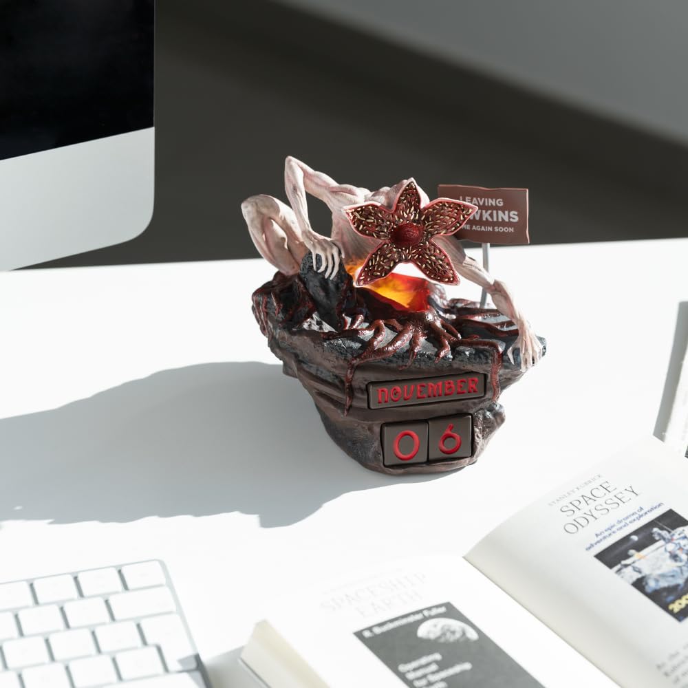 Stranger Things Merch | Stranger Things Adventskalender | ST Figuren | Offizieller Fanartikel mit Demogorgon | Merchandise Geschenk