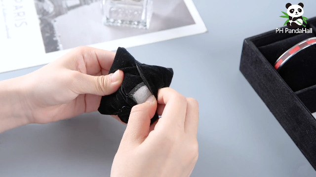 Buste Collier Plateau Rangement Bijoux PandaHall - 18 Cases Velours Empilable Pour Colliers, Bracelets, Boucles D'Oreilles Feves De Collection