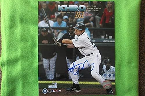 イチロー選手 51 直筆サイン262ヒットmlb公認大型フォト 証明書 ケース付き おもちゃ おもちゃ Amazon