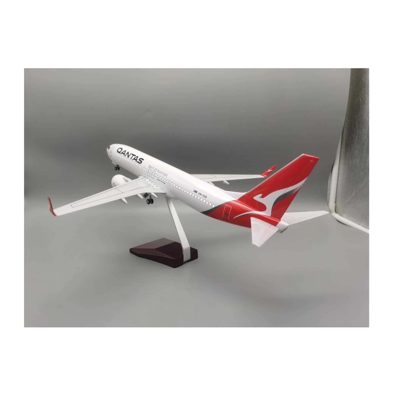 Odlewany metalowy samolot 47 cm dla B737-800 Australia 737 Samolot Odlewany model samolotu Zestawy modeli samolotów ze stojakiem Model wyświetlacza Kolekcjonerski do zbierania i wyświetlania (bez