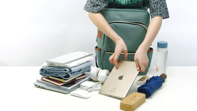 Amazon.com: UGRACE Vintage Laptop Backpack with USB Charging  display picture 1