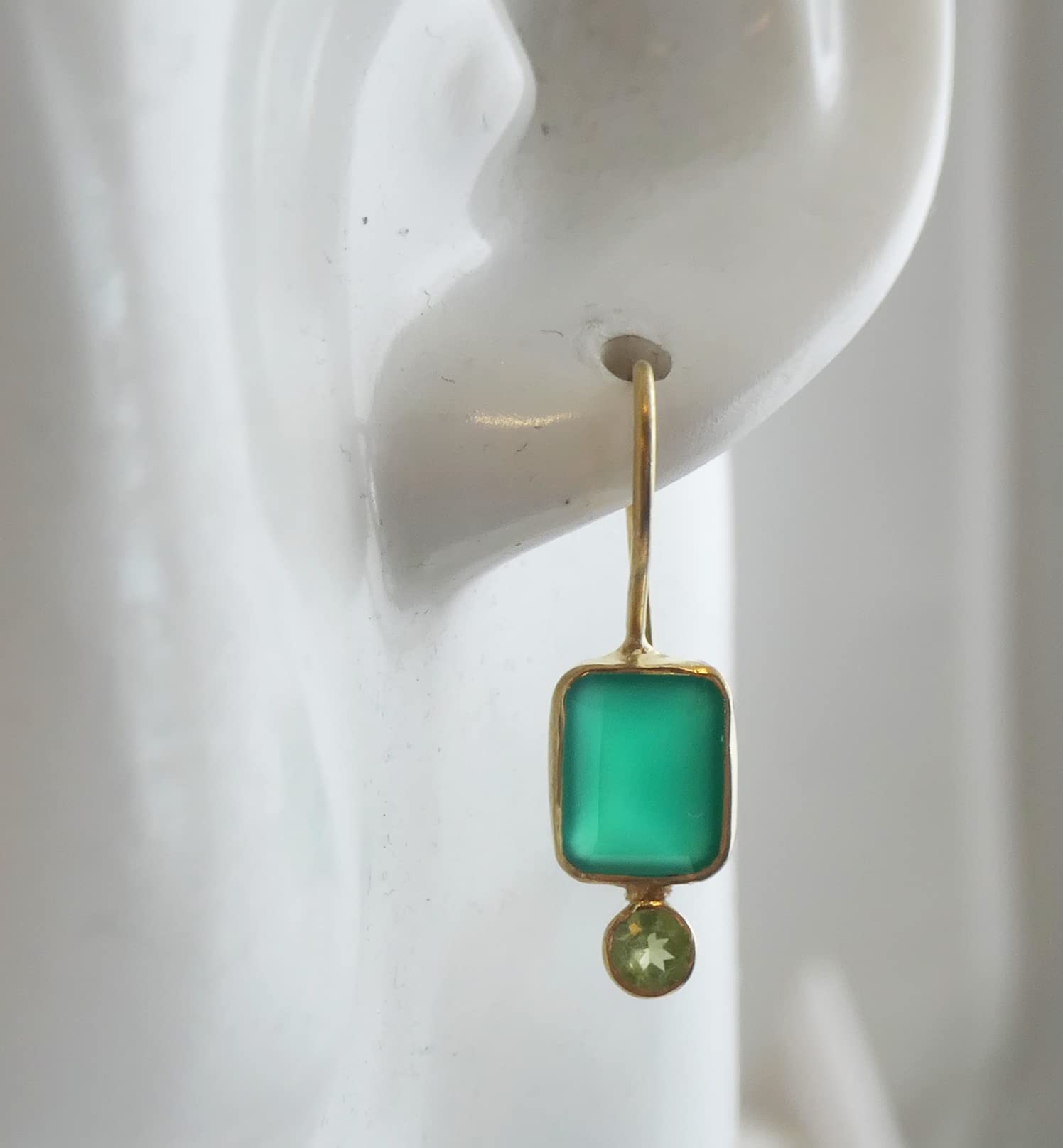 Orecchini in Argento 925 Placcato Oro con Onice Verde e Peridoto