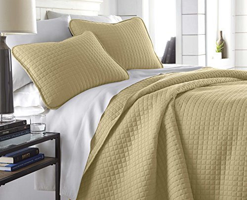 Southshore Fine Linens - Vilano Springs Oversized 3 Piece Quilt Set, King/California King, Gold