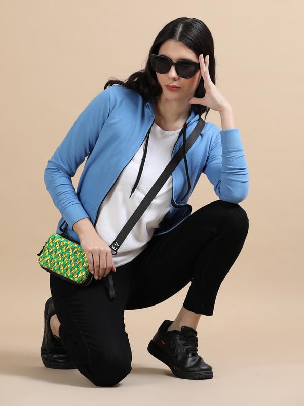 Image of Wafaa Women's Cotton Plain Hooded Neck Full Zipper Sweatshirt Hoodies with Kangaroo Pocket