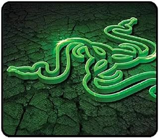Razer Goliathus Chroma - Soft Gaming Mouse Mat with RGB Lighting (Cable Holder, Fabric Surface, Non-Slip, Quilted Edge, Optimized for all Mice) Black