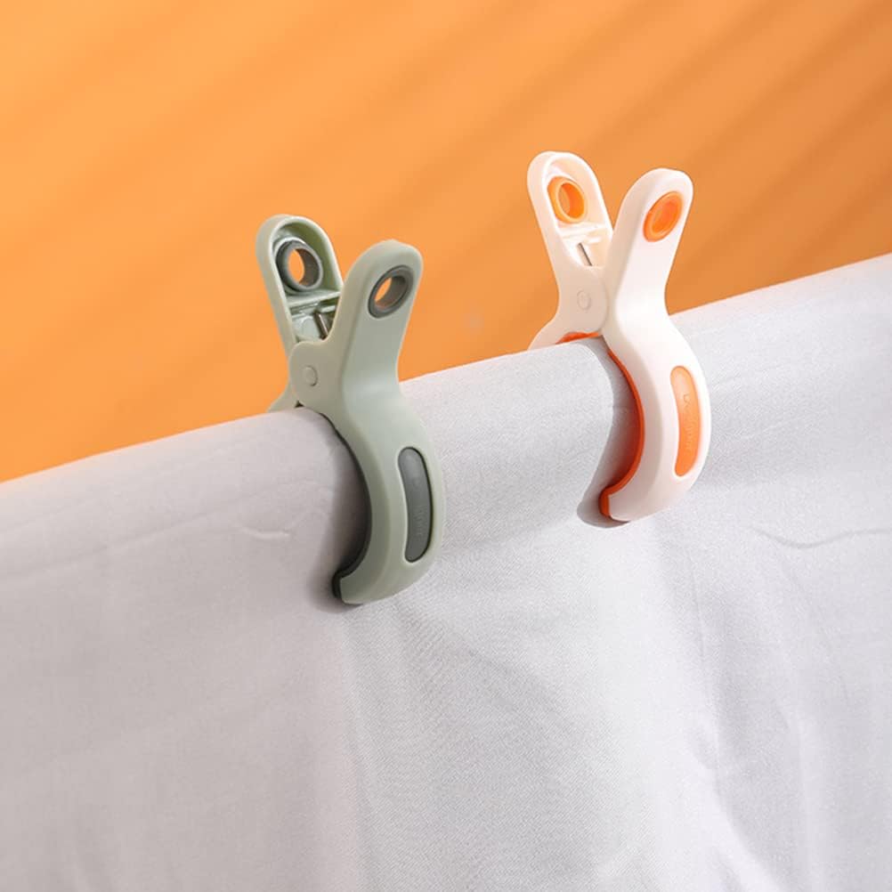 Fydun Large Cloth Pins, 5 Pack Quilt Drying Clips for Bed Sheet Holder PP Clothes Beach Towel Chair Windproof Strong Plastic Clothespins Pegs White (Green)