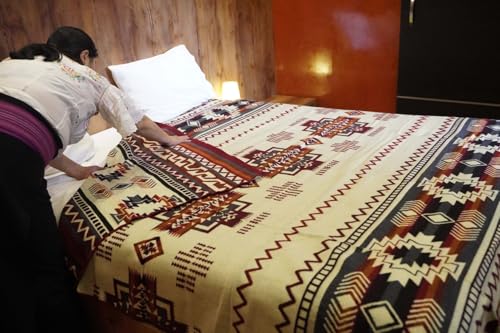 Image of Alpaca Wool Blanket, King Size 100 x 83, Reversible 2 in 1, Thick and Ultra Soft, Hypoallergenic, Non-Itchy, Handmade in Ecuador. Premium Alpaca Wool (Red, King (100 inch x 83 inch))