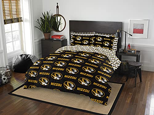 Northwest NCAA Missouri Tigers Unisex-Adult Bed in a Bag Set, Full, Rotary