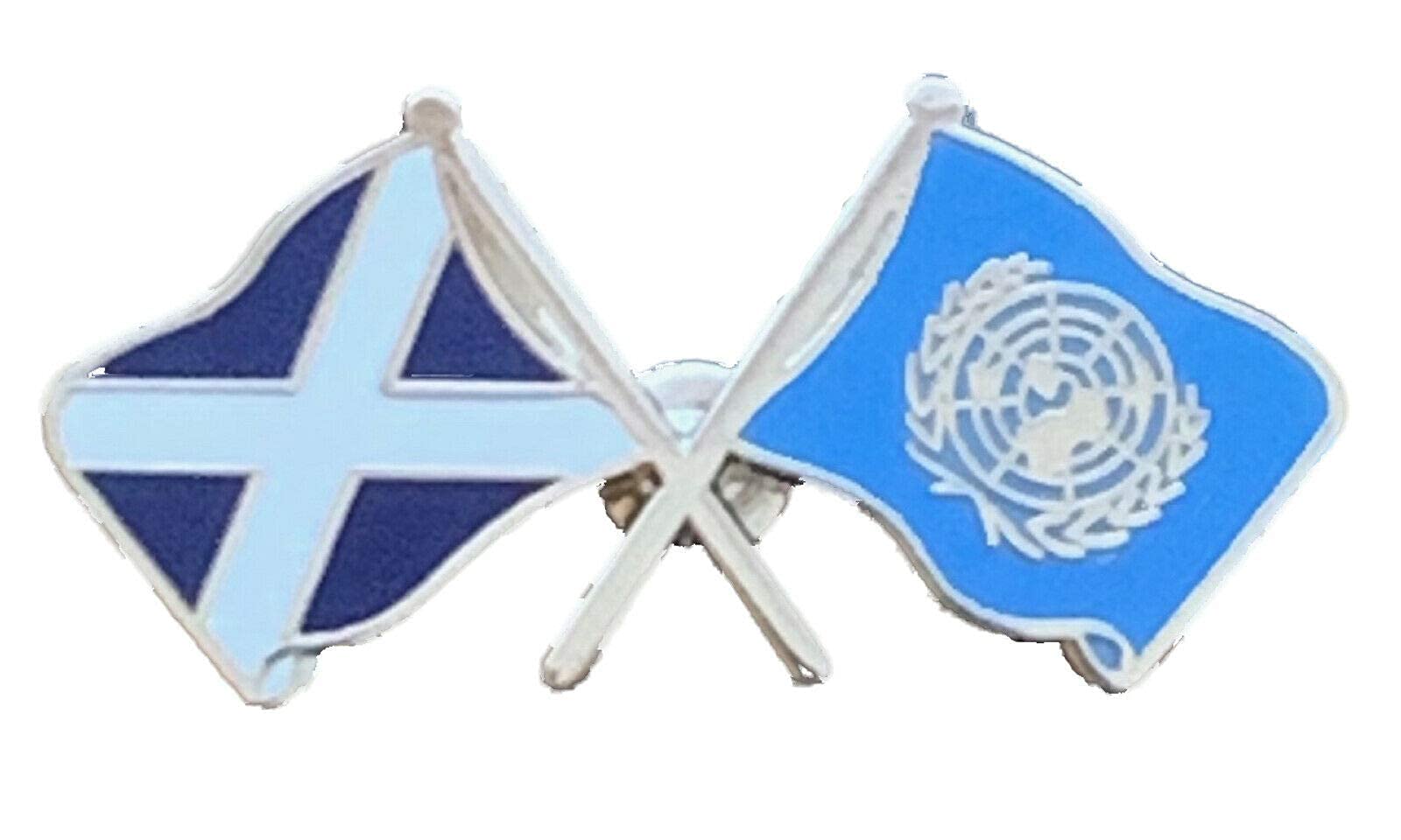 emblems gifts Scotland & United Nations Flags Friendship Courtesy Enamel Lapel Pin Badge T1228