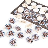 Die Holzscheibenklammern und die Aufkleber gibt es bei uns auch separat zu kaufen. Es gibt sie auch direkt im Set mit passenden Kraftpapier Tüten. Die Aufkleber halten gut, können aber jederzeit rückstandslos wieder abgelöst und ausgetauscht werden. Dadurch sind die Klammern wiederverwendbar.