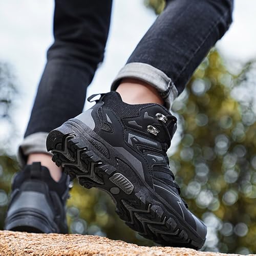 Men Autumn and Winter Hiking Shoes High Top Climbing Hiking Outdoor Shoes Casual Sports Shoes Foam Shoes2