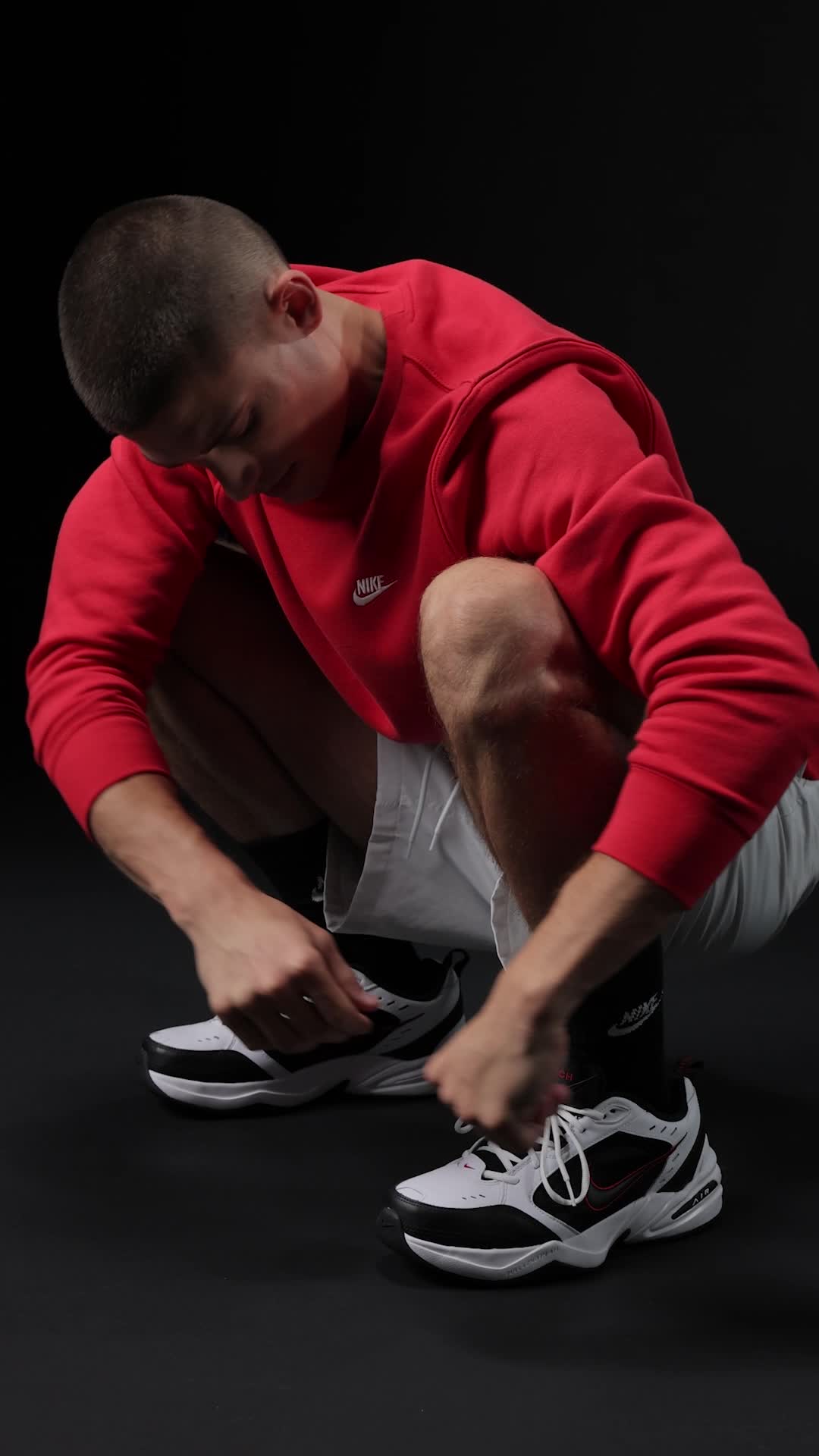 nike monarch iv outfit