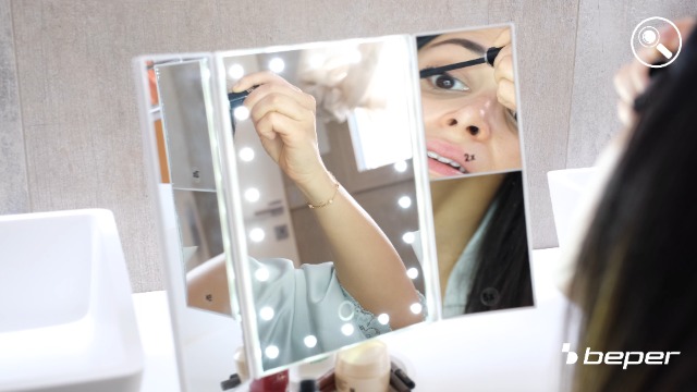 Specchio Da Trucco Con Luci LED - Ingranditore 1x/2x/5x, Base Portaoggetti, Alimentazione USB O Batterie - Foto 9