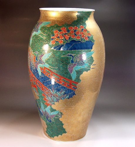 伊万里焼？有田焼？の壺 Amazon.co.jp: 有田焼・伊万里焼｜花瓶陶器・沈香壺｜高級贈答品