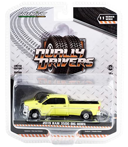 Camioneta Ram 3500 Big Horn 2019 a escala 1:64