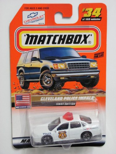 Matchbox CHASE Matchbox USA Cleveland Police Impala Blanco #34 con Matchbox 2000 Logo