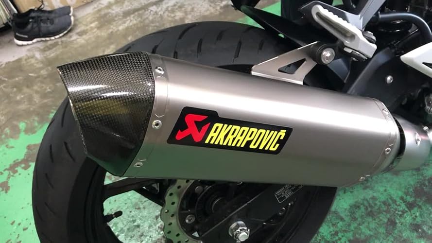 AKRAPOVICマフラー Ninja250（18～ Ninja400 Ninja250 （'18） AKRAPOVIC スリップオンライン