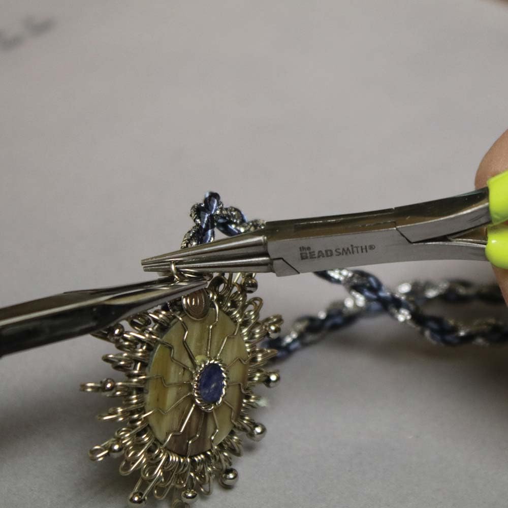 Pince à nez à chaîne BeadSmith® Superfine Slim Line avec