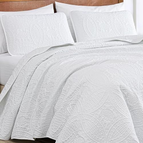 Image of Chezmoi Collection Austin 3-piece Oversized Bedspread Coverlet Set (Queen, White)