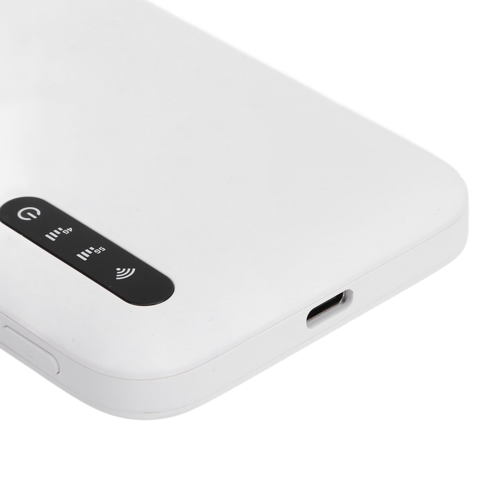 AUNMAS Router Hotspot Mobile 5G, Hotspot WiFi 6 Portatile ABS con Batteria da 6100mAh, Condivisione di 16 Dispositivi Dual Band, Resistente all'Acqua IP67 per Famiglie in Viaggio Lavoro Remoto