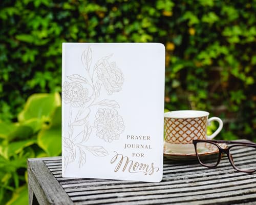 Prayer Journal for Moms: An 11-Week Prayer Journey with Journaling Prompts, Bible Verses, and a Weekly Devotional – The Perfect Gift for Christian Women - image 2