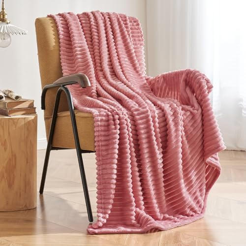 Image of MIULEE Valentines Pink Throw Blanket 3D Ribbed Jacquard Fleece Flannel Velvet Plush Decorative Bed Blanket (Throw, 50" x 60") - Super Soft, Lightweight, Warm and Cozy for Couch Sofa Home Decor