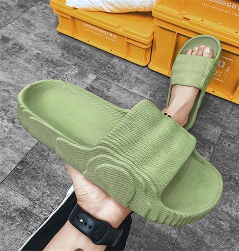 Fashion Cloud Slide for Men's Indoor Casual Comfortable Pillow Sandals Women's Outdoor Non Slip Quick Dry Walking Beach Sandals4