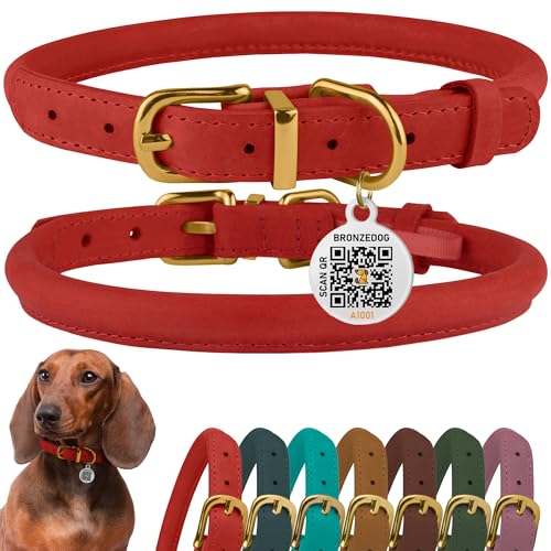 BRONZEDOG Hundehalsband aus gerolltem Leder mit QR-ID-Tag, verstellbar, weiche runde Halsbänder für kleine, mittelgroße und große Hunde, Welpen, Katzen (Klassisches Rot, 28-36 cm)