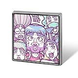 ピンバッジ 志村けん だいじょうぶだぁ 変なおじさん ブローチ 徽章 ボタンブローチ 缶バッジ 合金製 襟章 アクセサリー 正方形 お洒落 軽量 人気