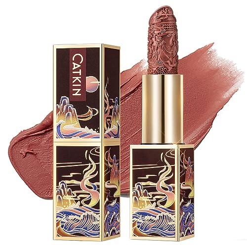 Catkin Lipstick With a Soft Semi-Matte Finish