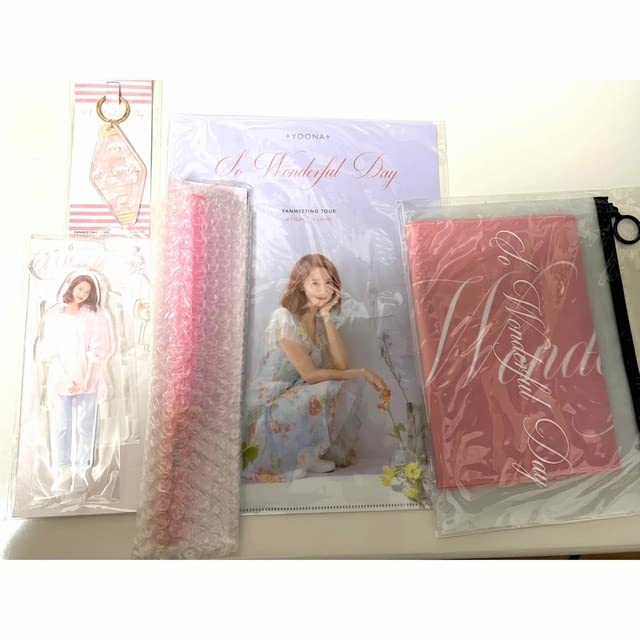 Amazon.co.jp: 限定 少女時代 ユナ グッズセット ファンミ Wonderful 