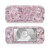 🎮BUBBLENFREIE INSTALLATION, GOO-FREIE ENTFERNUNG: Die 46 North Design Produkte bestehen aus hochwertigem 3M-Vinyl und sind mit den gleichen Abziehbildern wie Autos ausgestattet. Sie bieten überlegene Leistung in unserer Switch Lite-Aufkleberabdeckung, um Ihre Switch Lite-Konsole vor Staub und Kratzern zu schützen. Die Abdeckungen bieten Haltbarkeit und Schutz und passen perfekt zu Ihren wertvollen Spielgeräten. Dies ist Ihr unverzichtbares Switch Lite-Zubehör.