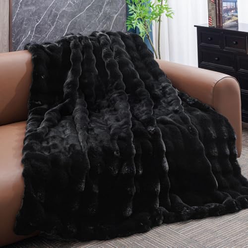 Opulapel Black Faux Fur Throw Blanket for Couch Bed Fuzzy Plush Fluffy Soft Blanket for Sofa Bubble Cozy Blankets for Bedroom Living Room Gift, 50 * 60 Inches 900GSM