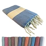 ÜBERRASCHEND VIELSEITIG & STILVOLL SCHÖN: Du wirst die Vielseitigkeit deines Fouta-Tuch von Flora Furora lieben - es eignet sich perfekt für jedes Abenteuer: Für das Picknick am Strand, zum Umhängen an langen Sommernächten, im Wellness Spa ... Eben genau dort, wo Du das Leben genießt!