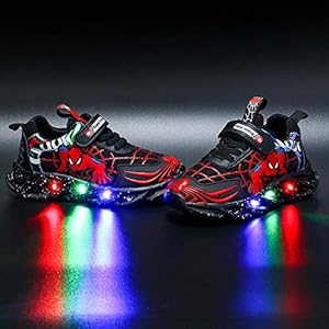 Kids LED Light Up Trainers Knipperende Schoenen Jongens Meisjes Spider Schoenen Casual Lichtgewicht Ademend Sneakers…
