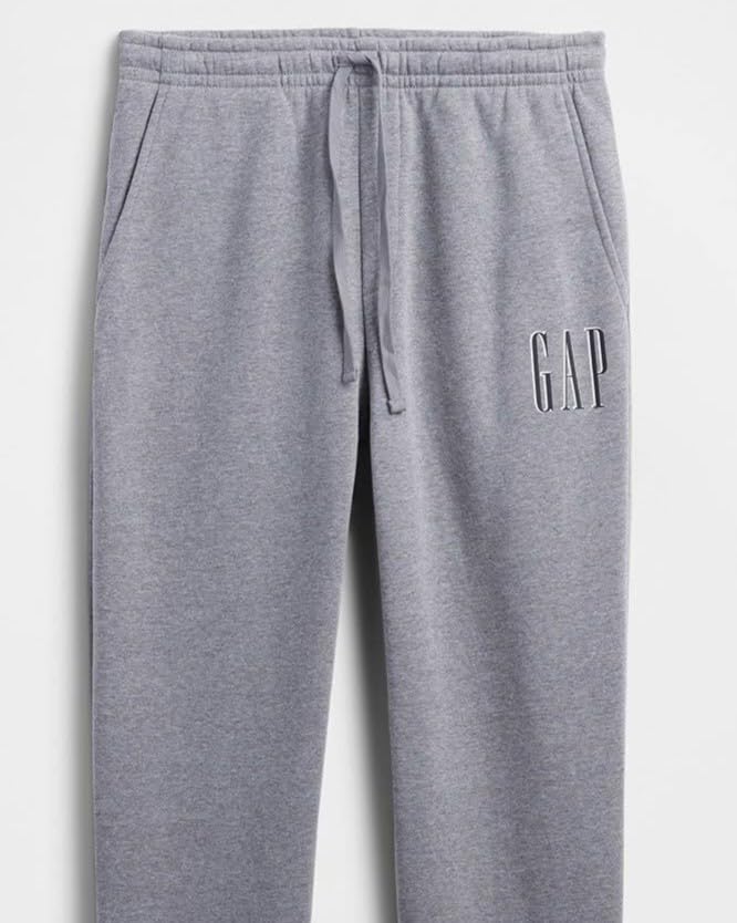 Image of Gap Men Printed Standard Fit Ankle Length Trackpants