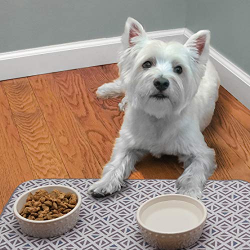 Kitchen Basics XL Microfiber Pet Bowl Feeding Mat, Anti-Skid and Absorbent, 14 Inch x 21.5 Inch - Thumbnail 3