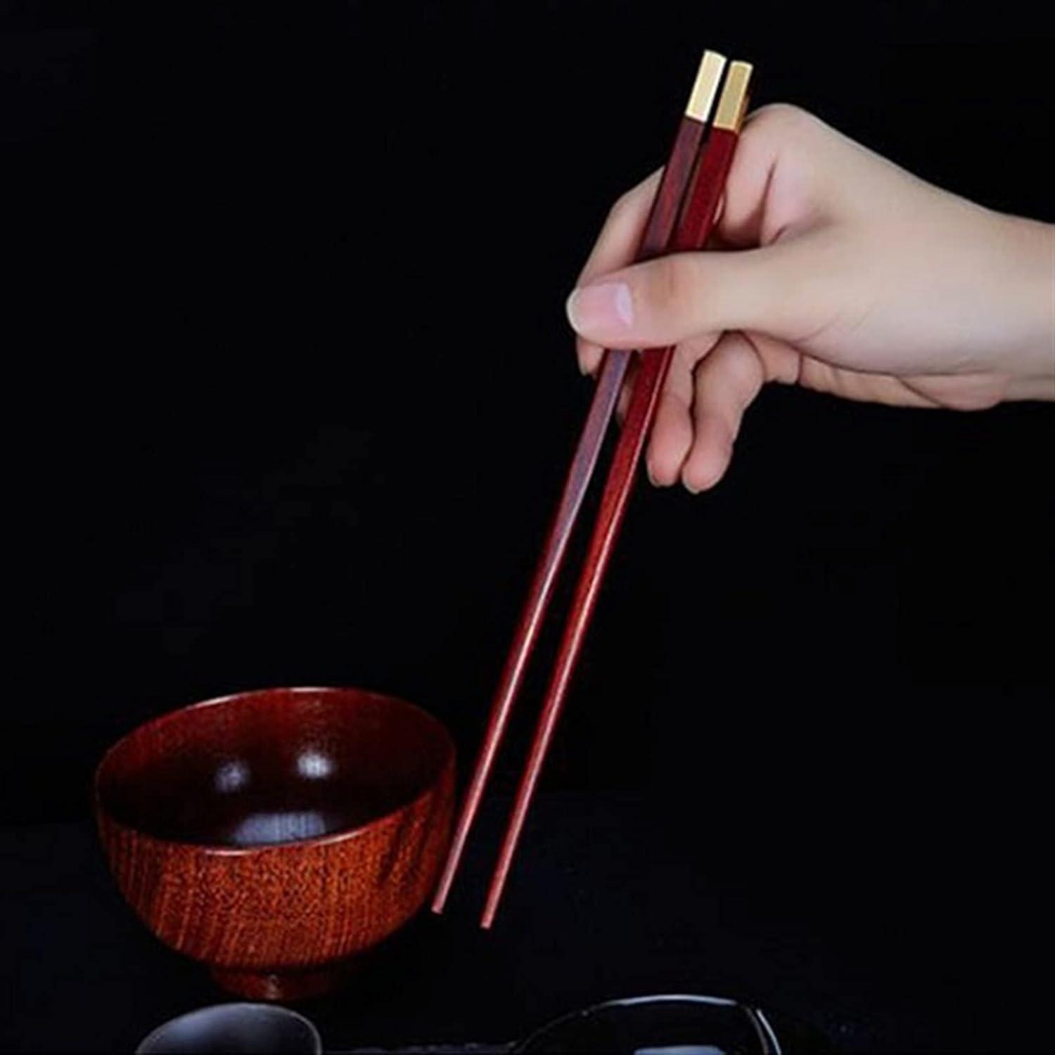 Coffret Cadeau De 5 Baguettes Et Repose-Baguettes, Baguettes en Bois Réutilisables Et Légères pour Ramen, Gold