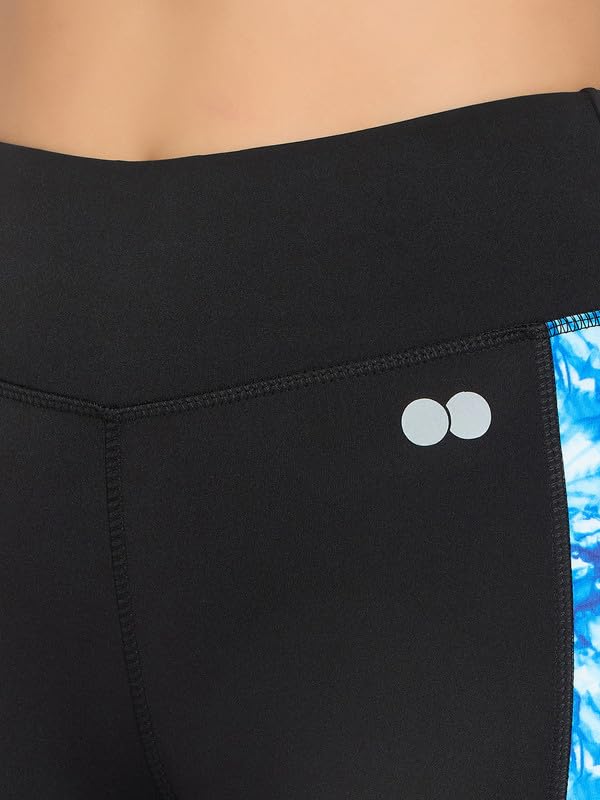 Image of Clovia Women's High Rise Active Tights in Black with Side Panels & Side Pocket