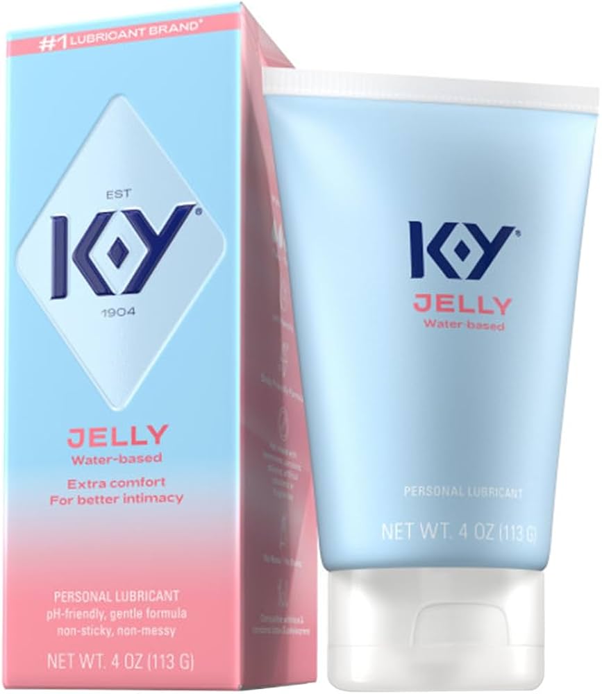 Бейнеде бөксесін көрсетіп тұрған қыздар