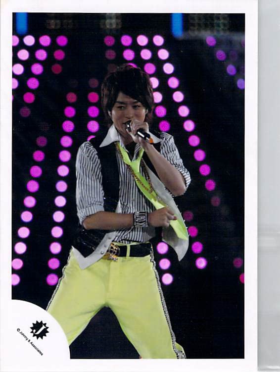 Amazon.co.jp: 嵐 ARASHI 櫻井翔 写真 フォト （スリーブ入り） v