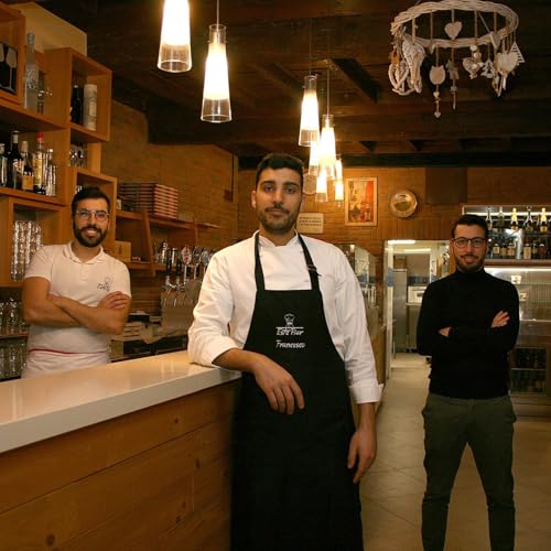 Page de couverture de Storie di famiglia, sapori e ricordi, i 50 anni dell’Este Bar di Ferrara