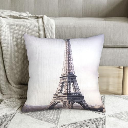 Housse de coussin velours côtelé Tour Eiffel pour rénover facilement un canapé usé