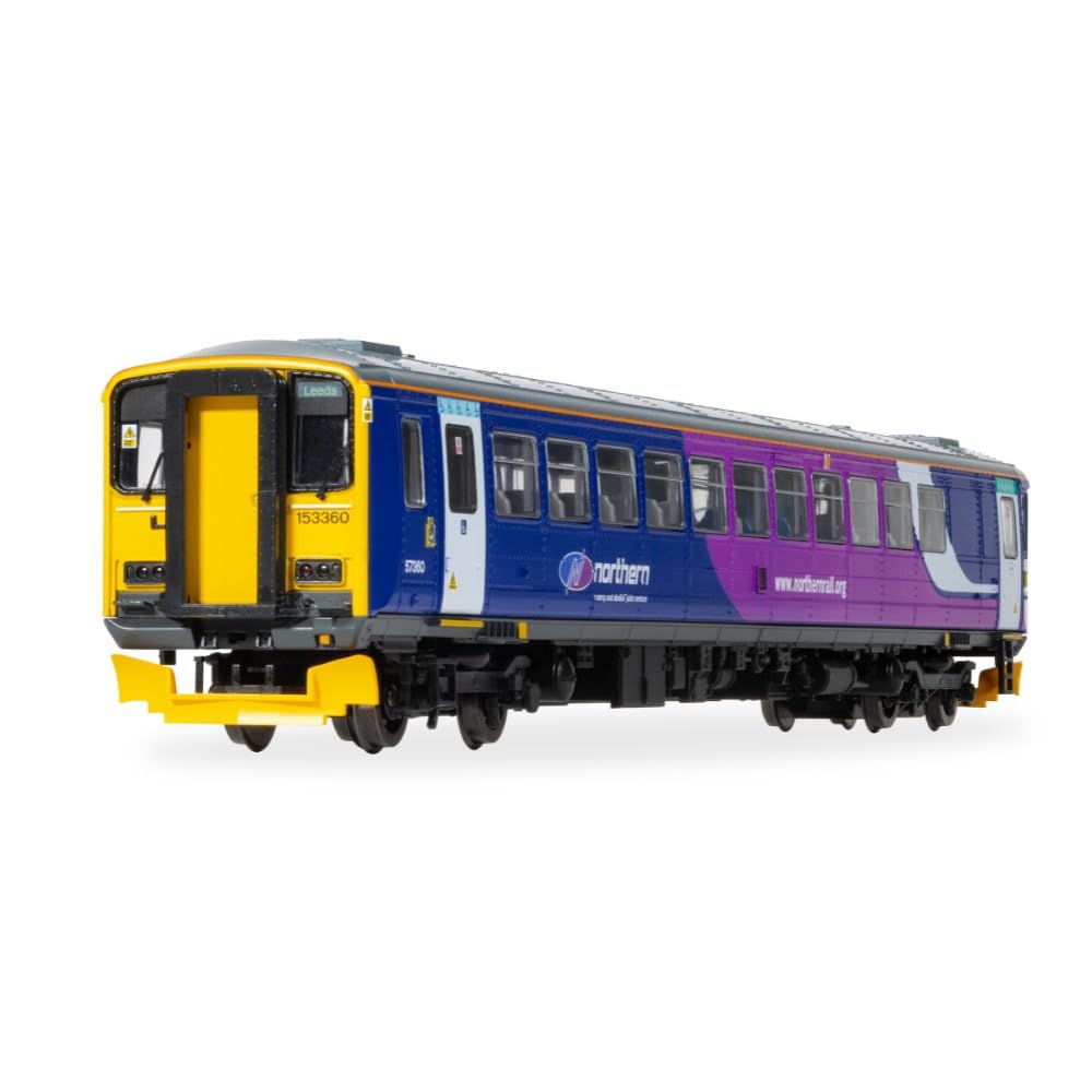 Hornby R30427 Class 153 Northern Rail 153360 Diesel Locomotive