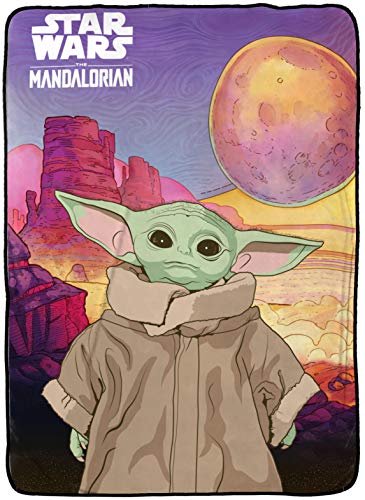 Jay Franco Star Wars The Mandalorian The Child Baby Yoda Grogu First Meeting Blanket - Measures 62 x 90 inches, Kids Bedding - Fade Resistant Super Soft Fleece Jay Franco Star Wars The Mandalorian The Child Baby Yoda Grogu First Meeting Blanket - Measures 62 x 90 inches, Kids Bedding - Fade Resistant Super Soft Fleece